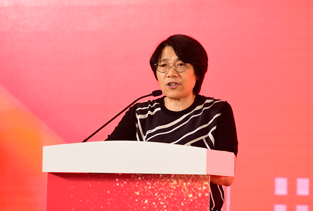 上海市绿化和市容管理局党组成员,一级巡视员崔丽萍